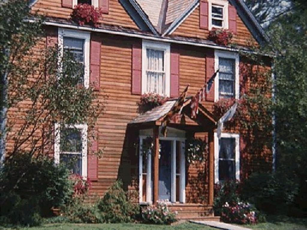 Chesapeake Inn Of 莱诺克斯 外观 照片