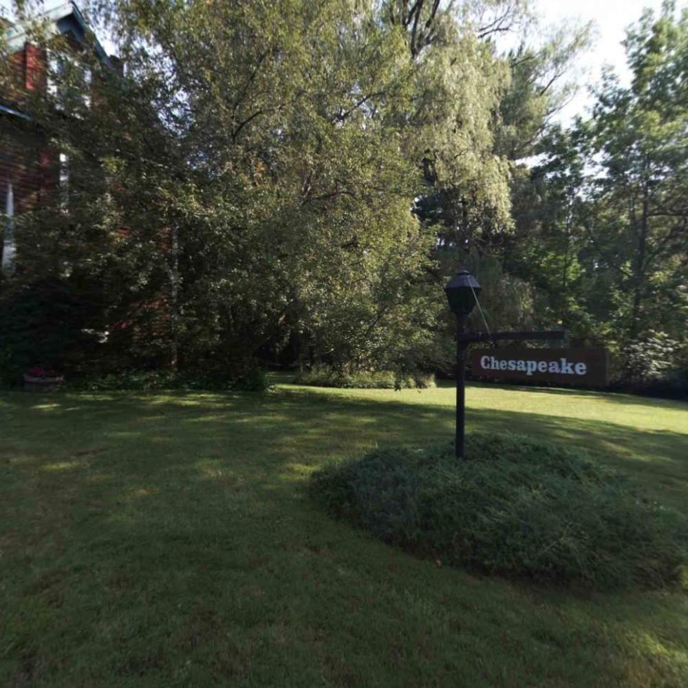 Chesapeake Inn Of 莱诺克斯 外观 照片